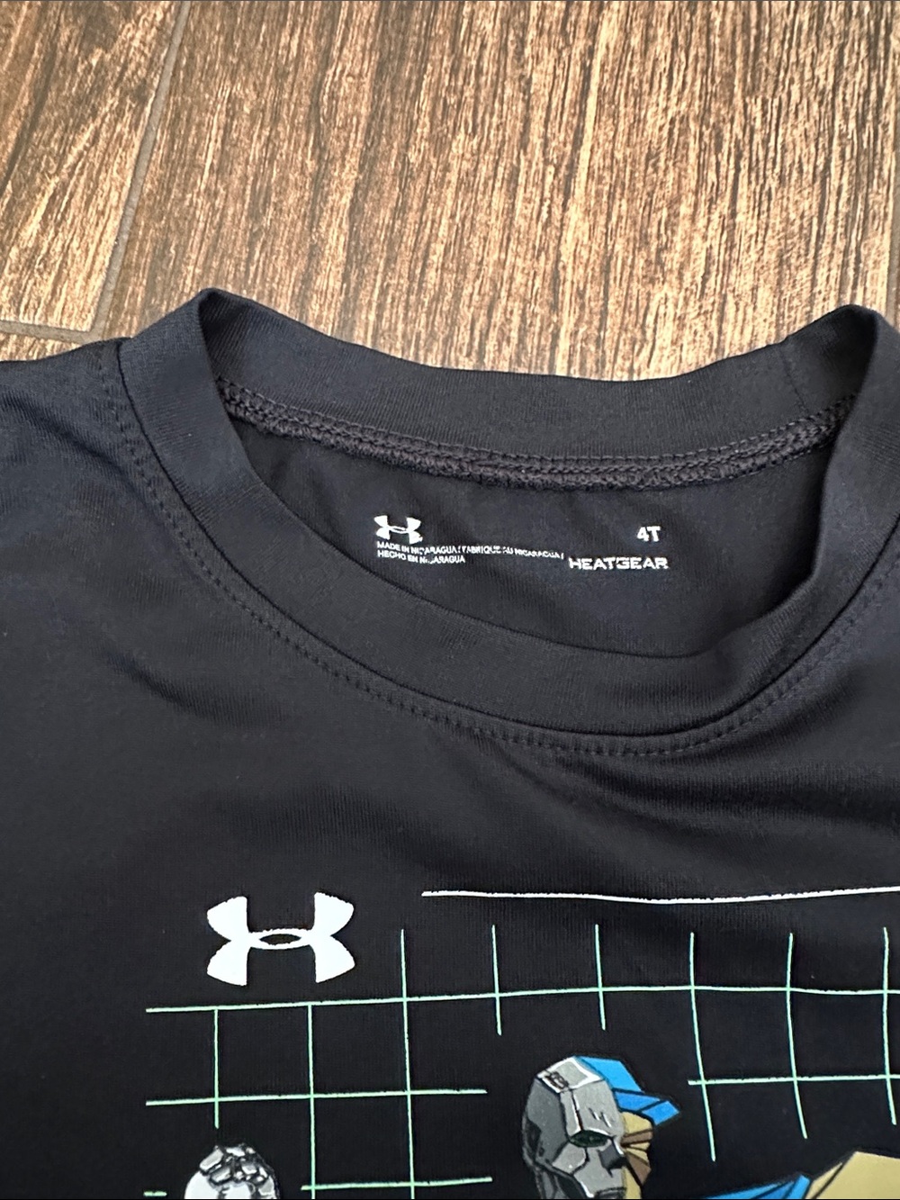 Under Armour Black Short Sleeve Tee with Blue & Green Robot Graphic baseball - Picture 2 of 5